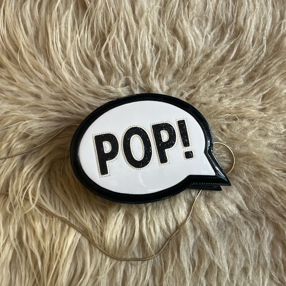 Kate Soade “POP!” Comic clutch.  Rare! - Picture 3 of 4